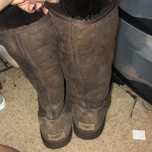 tall brown uggs